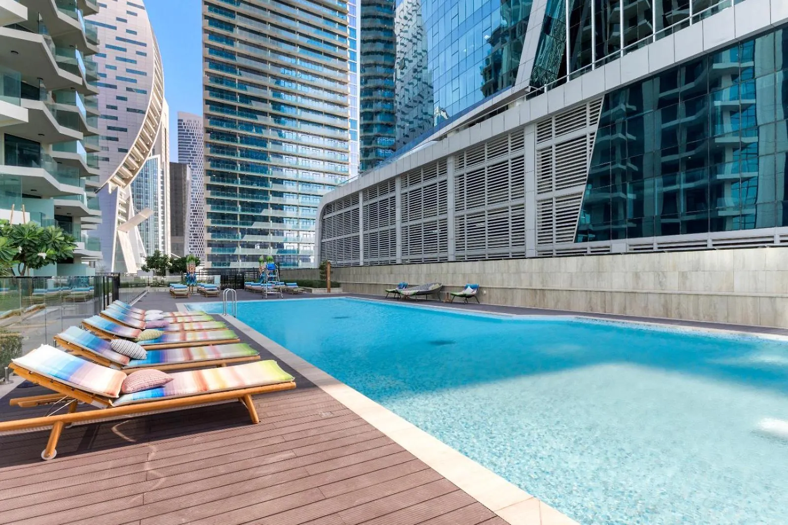 Exclusive 1Br Big Layout 5 Mins Form Burj Khalifa Dubai 0*,